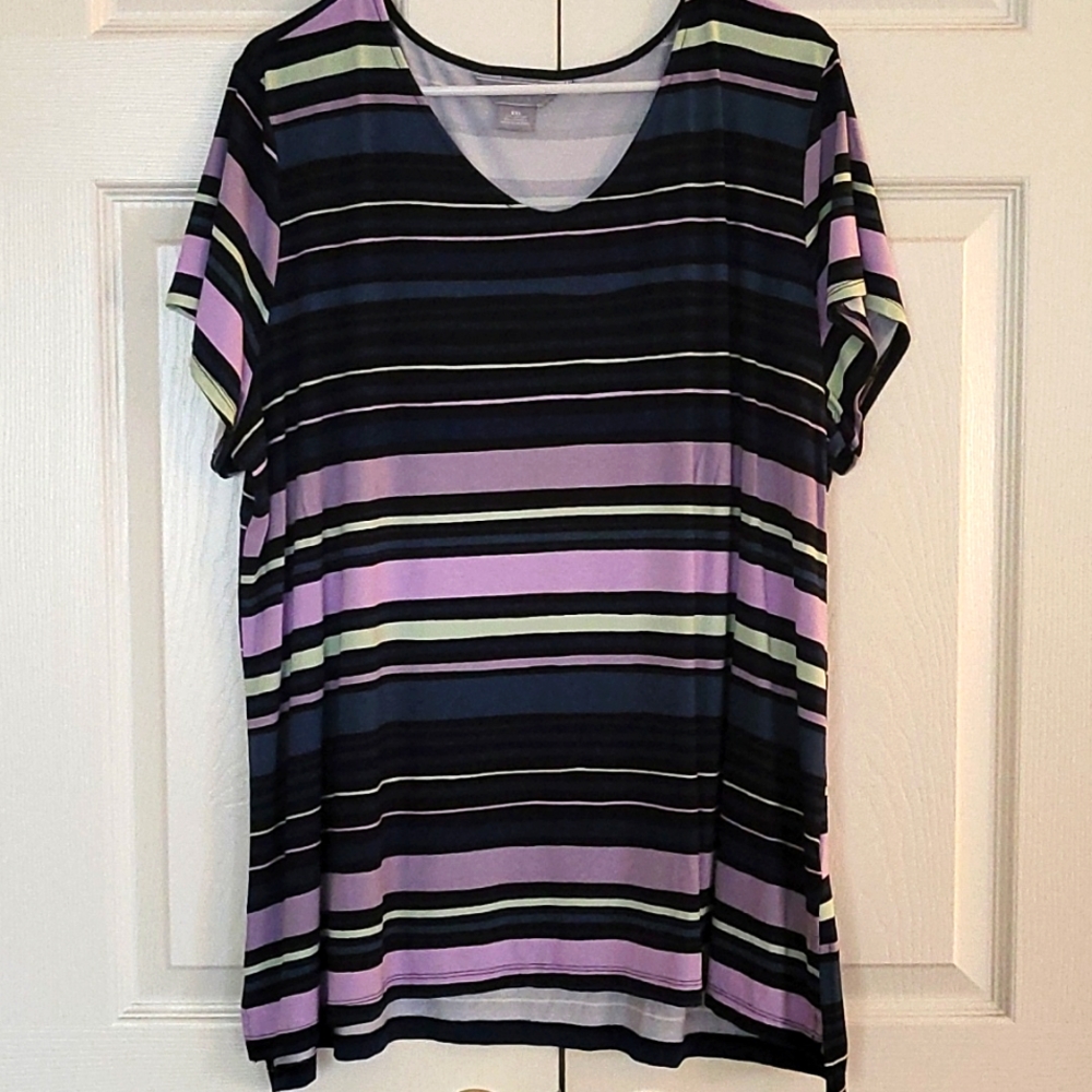 Woman's V-neck blouse